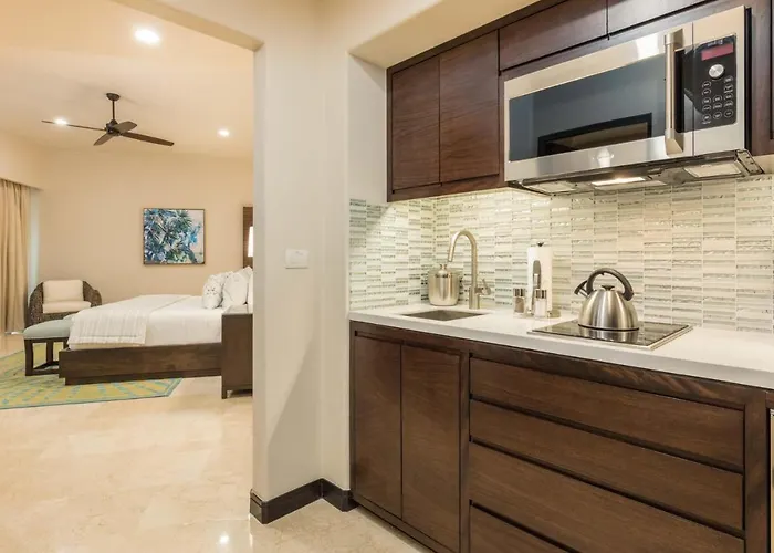 Diamante Ocean Club - Luxury Living Cabo San Lucas